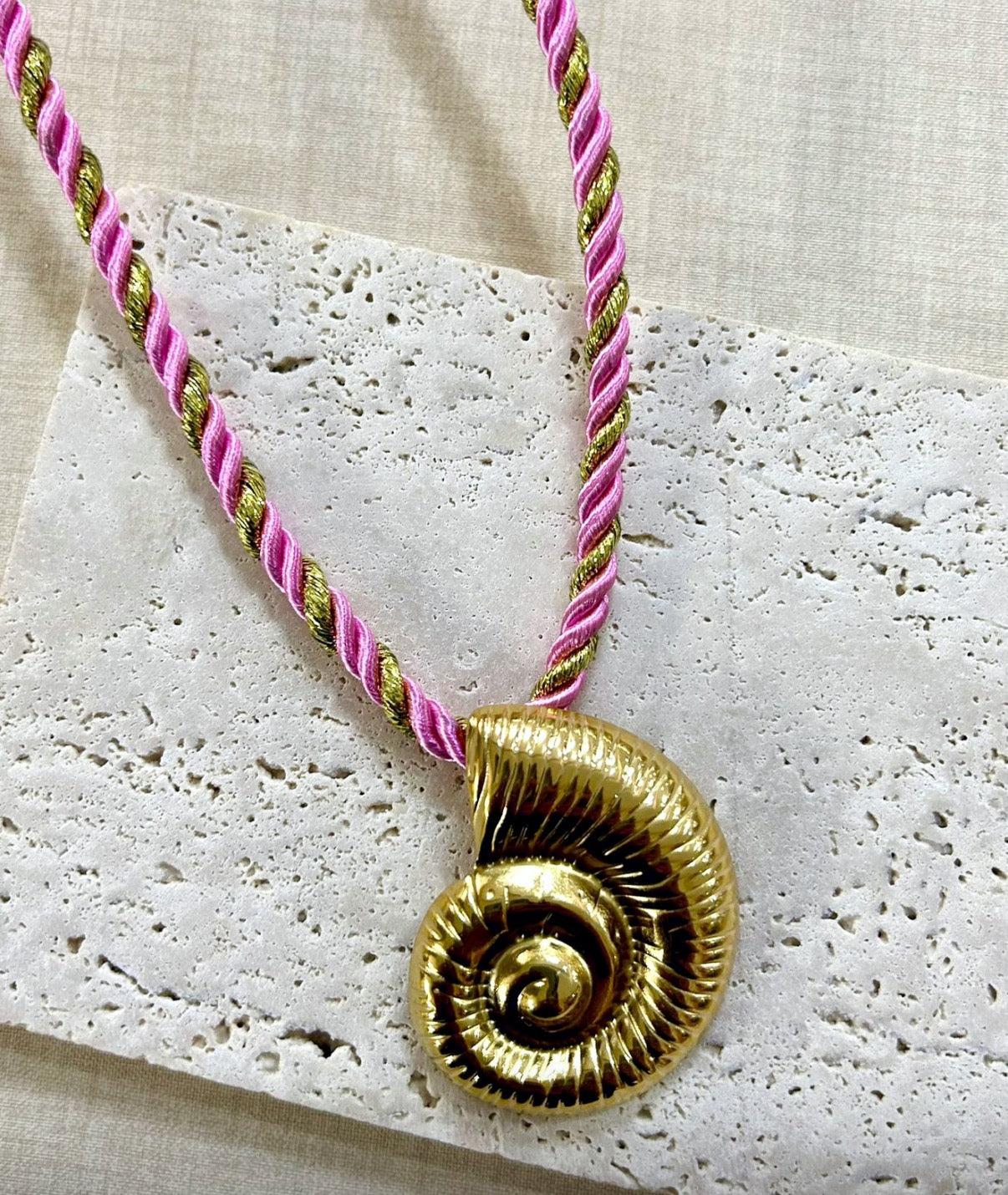 Shell & Rope Necklace
