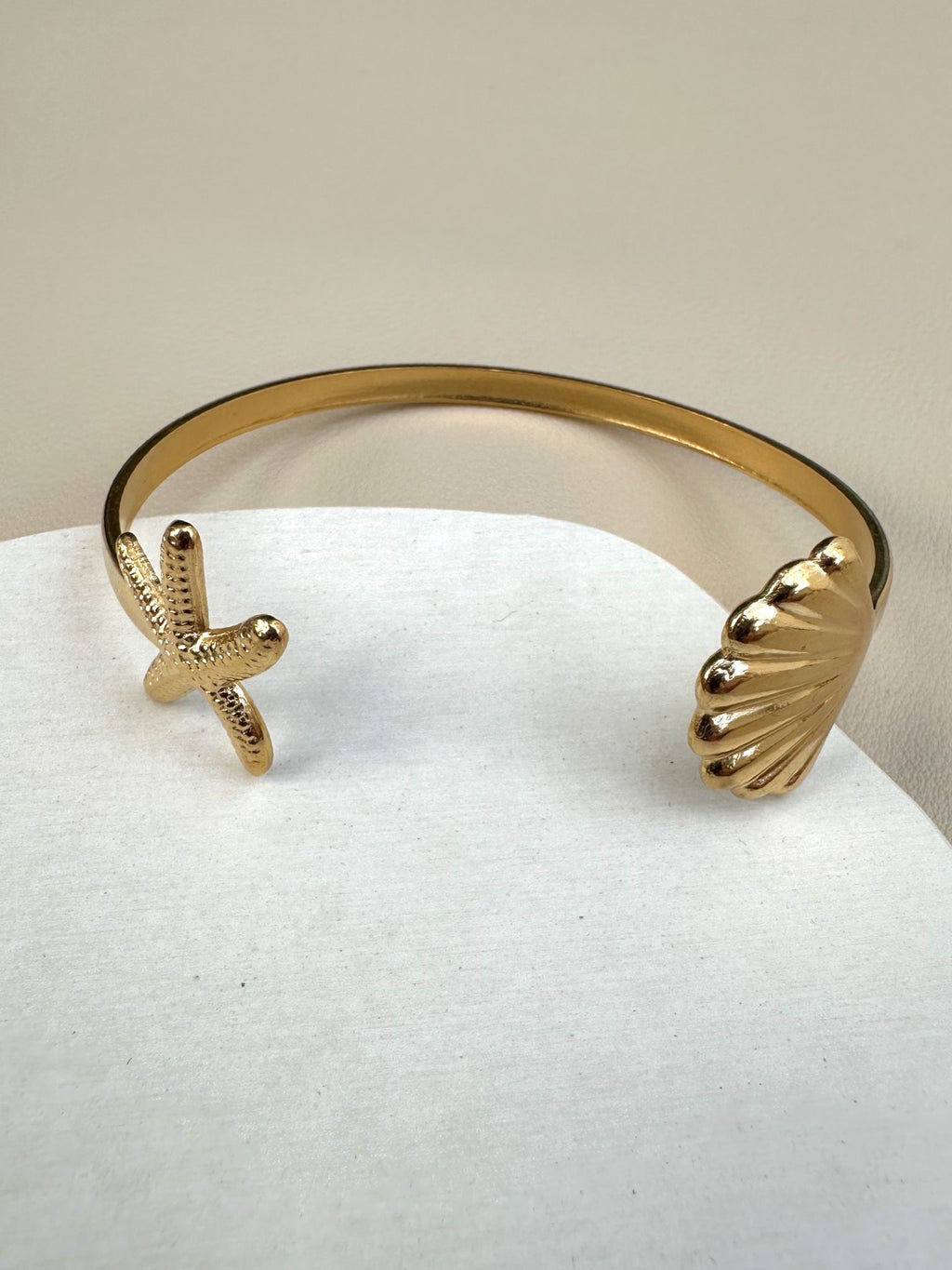 Shell & Starfish Bangle