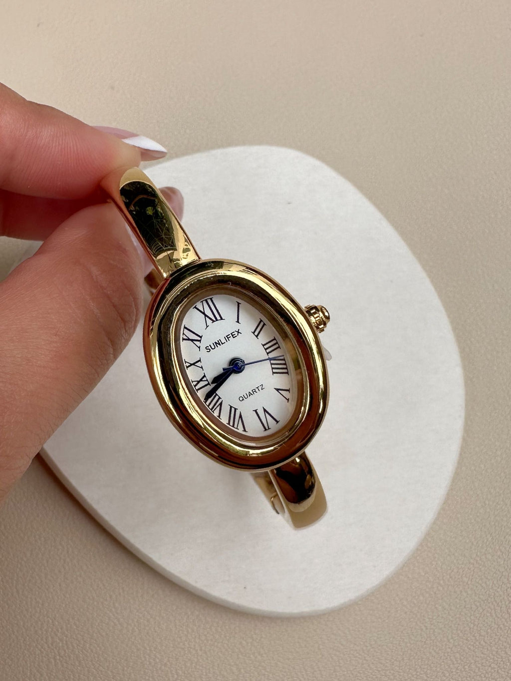 Retro Bangle Watch