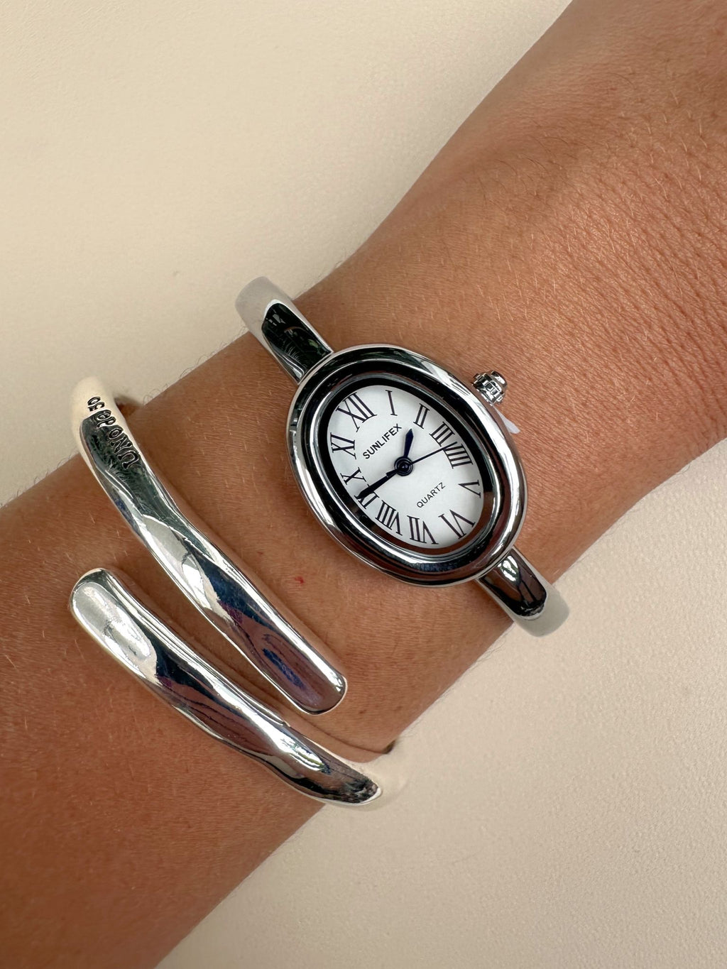 Retro Bangle Watch